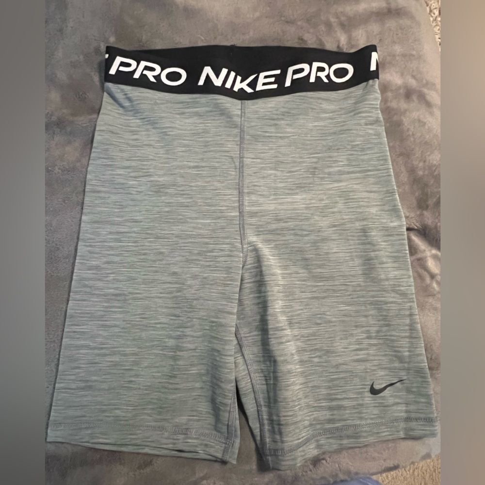 Brand new Nike pro spandex